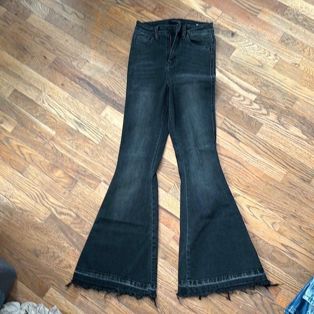 Black High-Waisted Flare Jeans with Frayed Hem